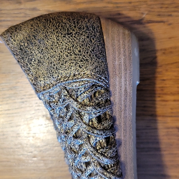 Seychelles sz 6½ bronze flats - Picture 5 of 9